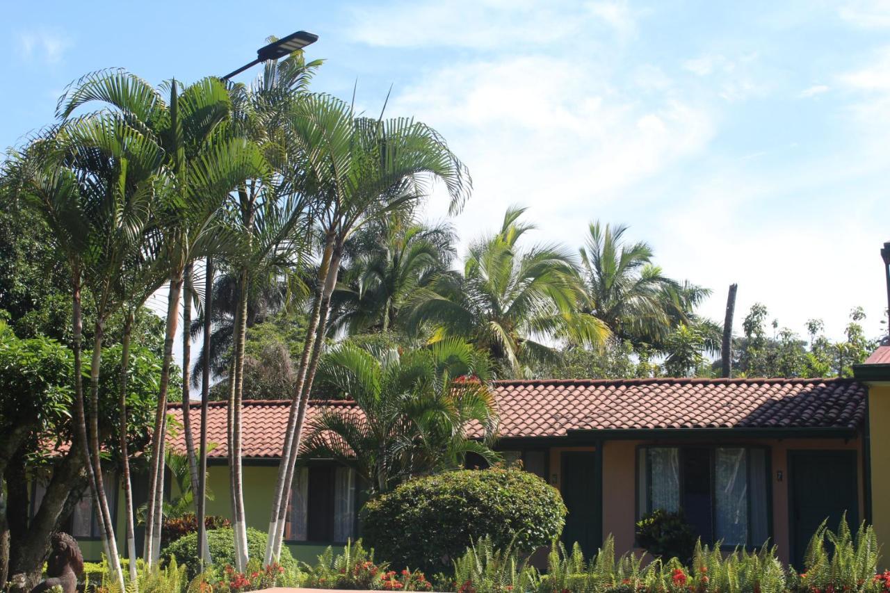 Hotel Bristol Aeropuerto Alajuela Exterior photo